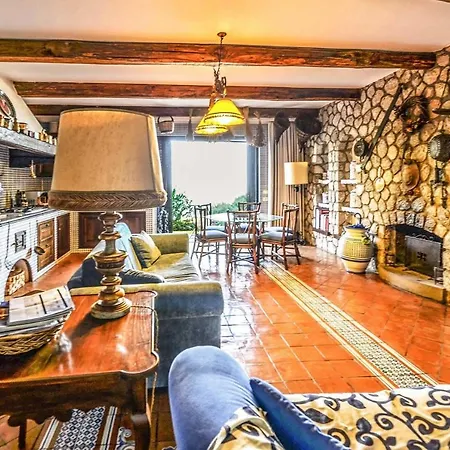 Villa Sant'agnello Sleeps 2 Air Con Wifi Sorrent
